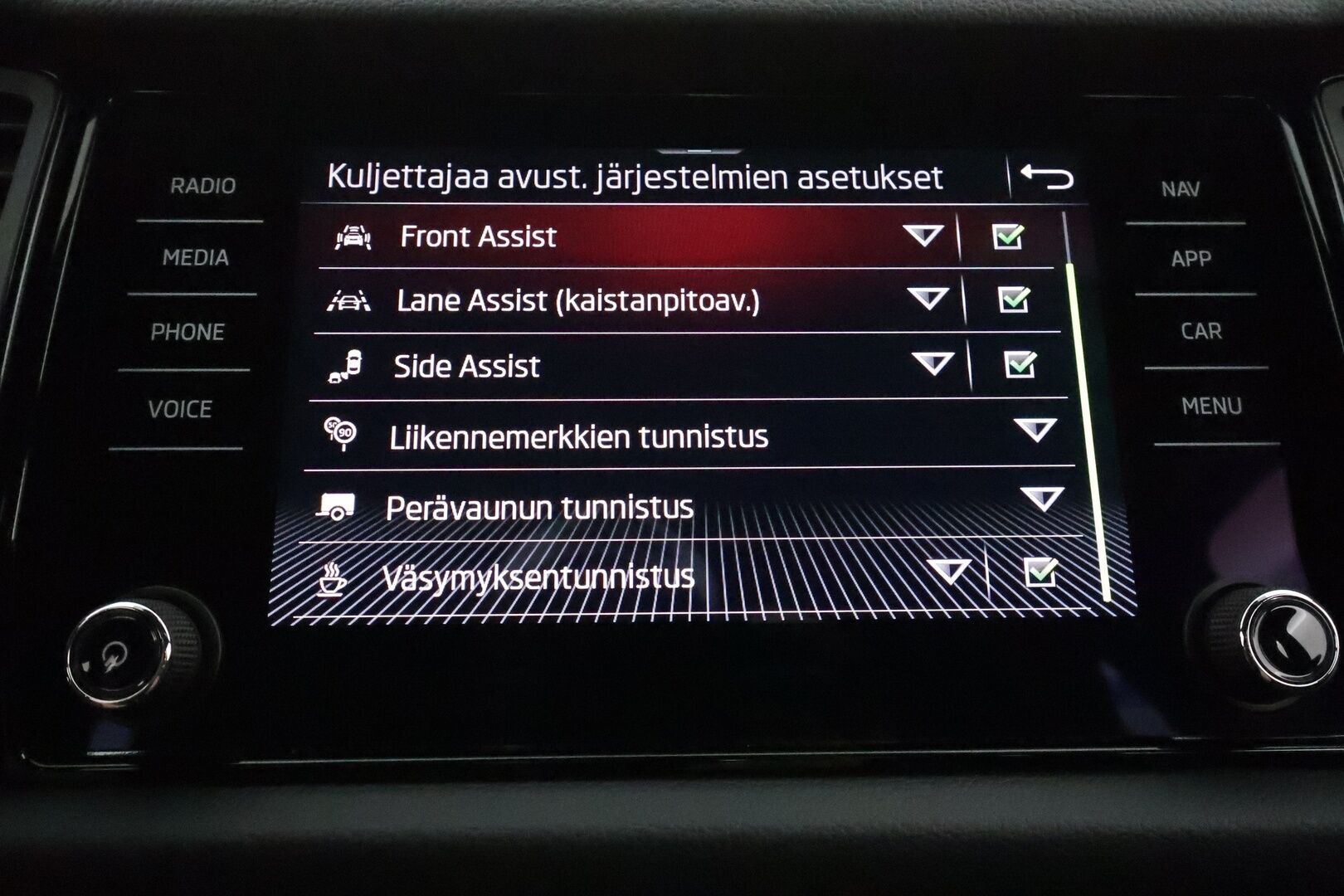 Skoda Kodiaq 2021 2,0 TDI 150 SportLine DSG ** Webasto / Koukku / Adapt.Vakkari / 360° Kamera / LED-valot / Canton / Muistipenkki ** - Suomi-auto / Kahdet Renkaat