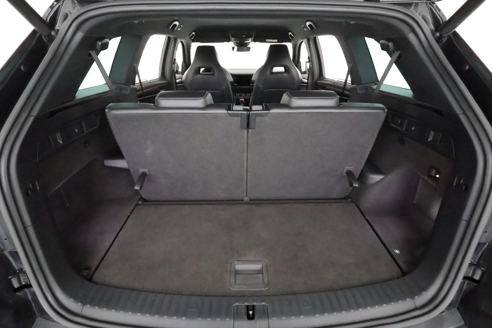 Skoda Kodiaq 2021 2,0 TDI 150 SportLine DSG ** Webasto / Koukku / Adapt.Vakkari / 360° Kamera / LED-valot / Canton / Muistipenkki ** - Suomi-auto / Kahdet Renkaat
