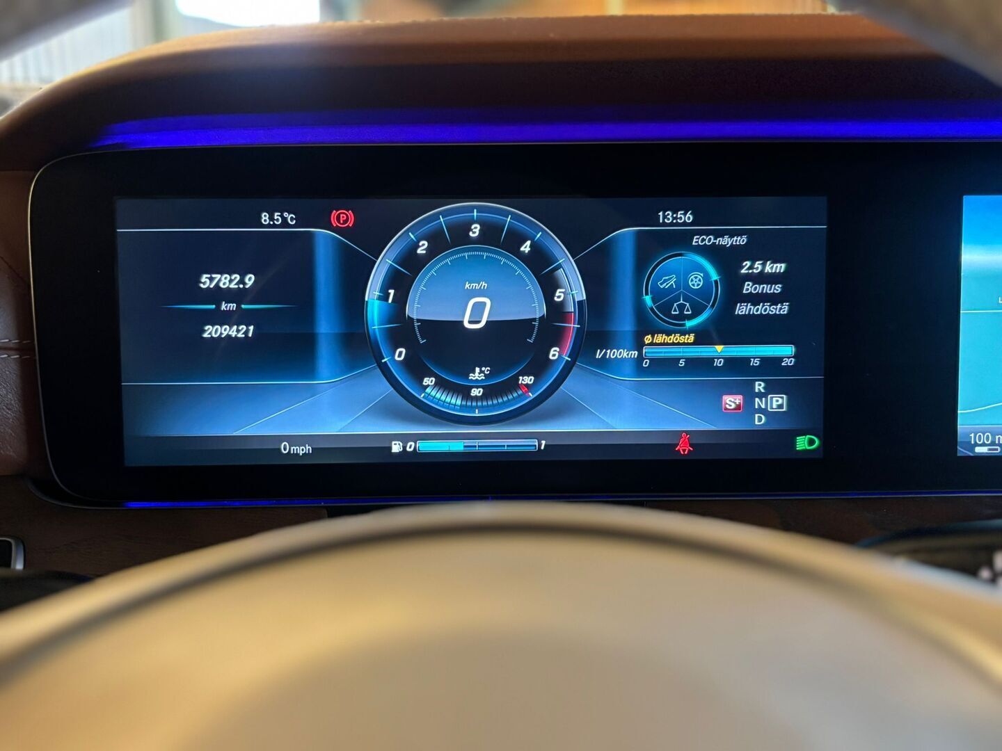 Mercedes-Benz E 2017 350d T A Premium Business Designo / DTR+ / Distronic + / Webasto / 360° / Hieronta / Muistipenkit Ilmastoinnilla! / Koukku! / - Todella siisti! / Harvinainen! / Ministeritason varusteet!