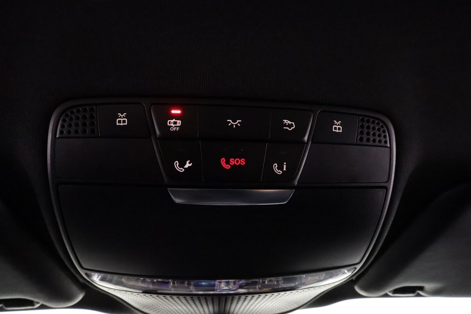 Mercedes-Benz E 2017 220 d T A Business AMG * Webasto / Koukku / LED-High Performance / P.Kamera / Sportpenkit / Navi / Ambient-valot * - Kahdet renkaat - HULLU BLACKWEEK KORKOTARJOUS 2,49%