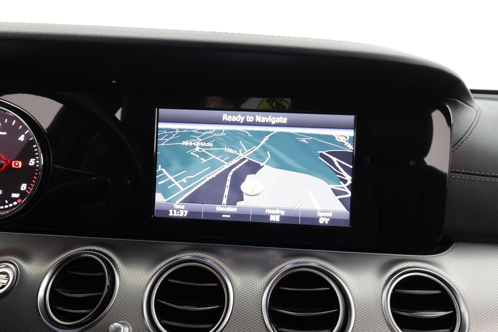 Mercedes-Benz E 2017 220 d T A Business AMG * Webasto / Koukku / LED-High Performance / P.Kamera / Sportpenkit / Navi / Ambient-valot * - Kahdet renkaat / Ilmainen kotiintoimitus