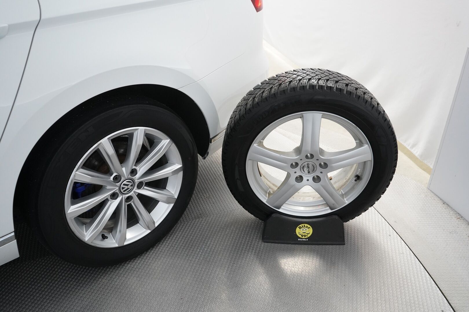 Volkswagen Passat 2018 Variant GTE Plug-In Hybrid 160 kW (218 hv) DSG-automaatti