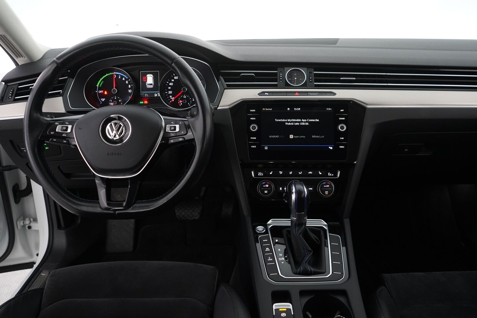Volkswagen Passat 2018 Variant GTE Plug-In Hybrid 160 kW (218 hv) DSG-automaatti