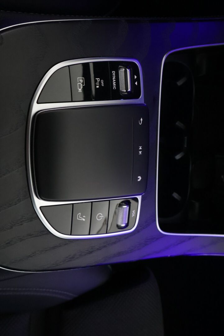 Mercedes-Benz E 2021 300 de 4MATIC T A Business Avantgarde EQ Power - *NIGHT PAKETTI / 2 x RENKAAT / KAMERA / VAKKARI*
