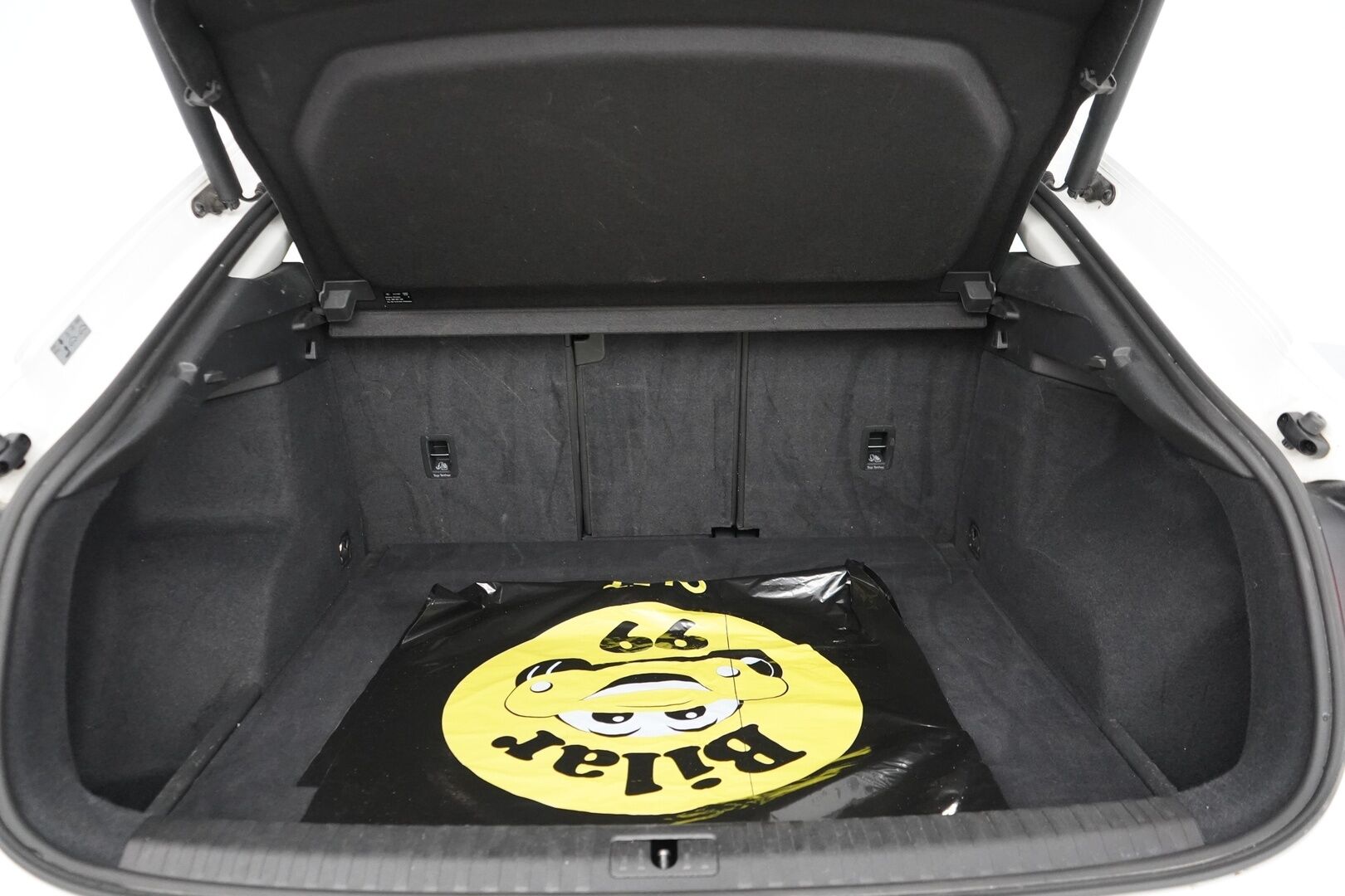 Audi Q3 2021 Sportback Business 35 TFSI 110kW MHEV S tronic * ACC / Kamera / Navi / Webasto / Koukku * - 1- Omisteinen / Suomi- auto / Merkkihuollettu / Kahdet OEM Vanteet