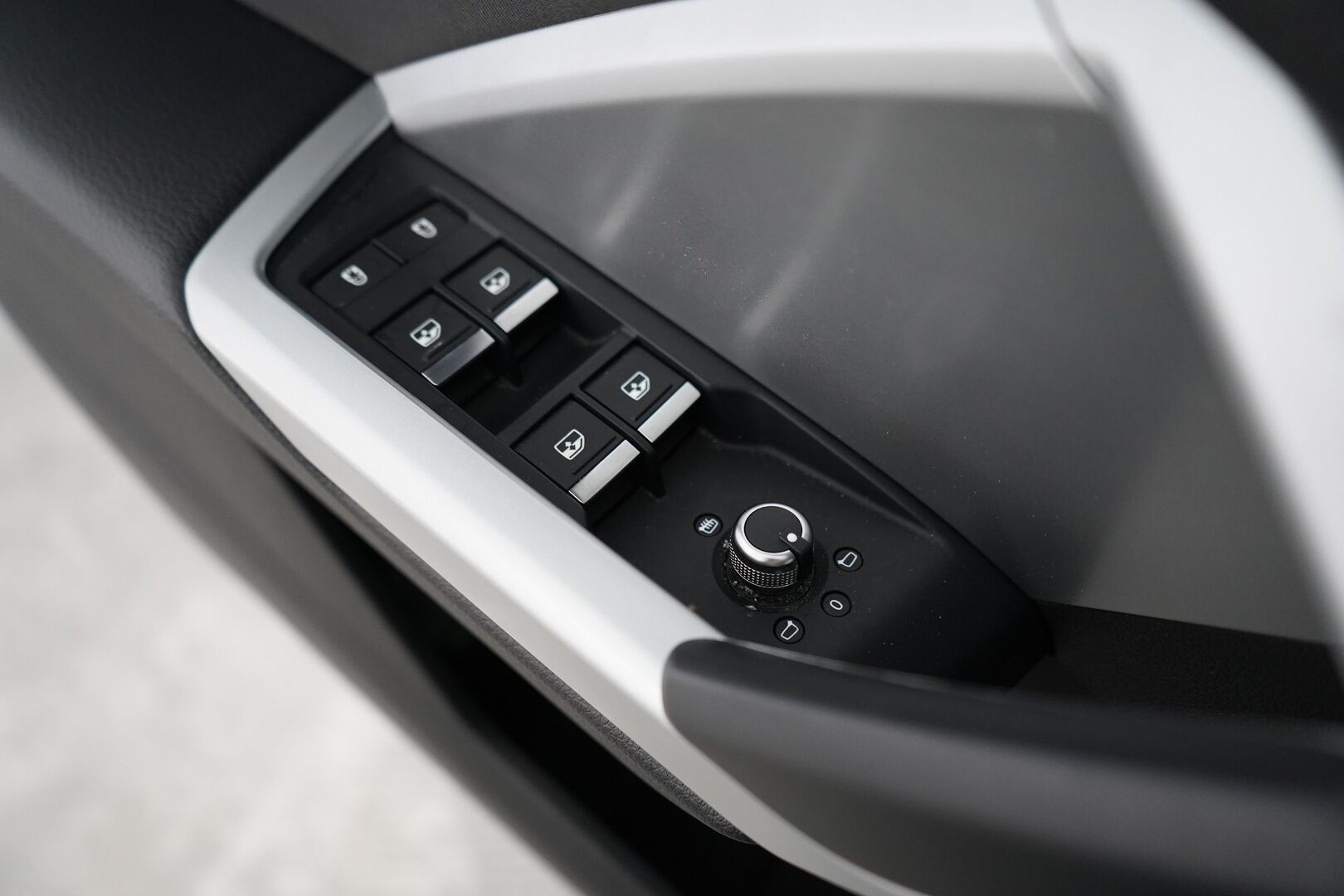 Audi Q3 2021 Sportback Business 35 TFSI 110kW MHEV S tronic * ACC / Kamera / Navi / Webasto / Koukku * - 1- Omisteinen / Suomi- auto / Merkkihuollettu / Kahdet OEM Vanteet