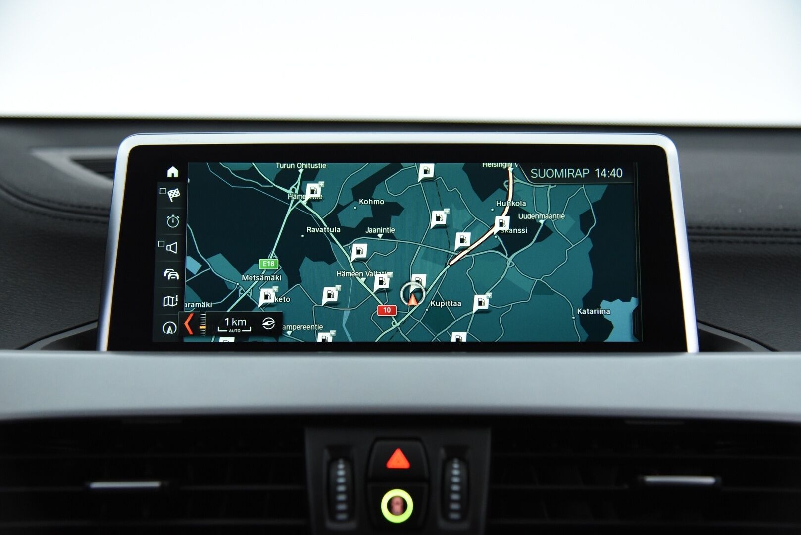 BMW X2 2018 F39 xDrive 20d A Business / Adapt. vak / HUD / Nahat / P-kamera / LED / Merkkihuollettu - Driving Assistant Plus / Comfort Access / Navigation Plus / 2x Michelinin Renkaat!