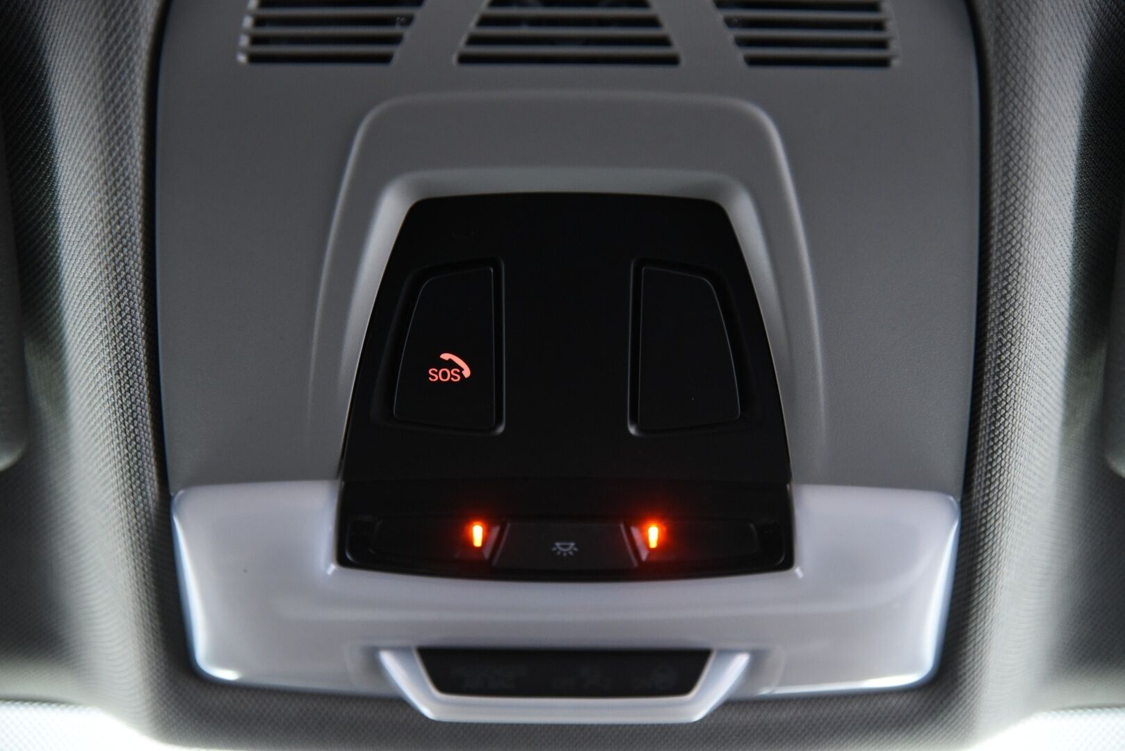 BMW X2 2018 F39 xDrive 20d A Business / Adapt. vak / HUD / Nahat / P-kamera / LED / Merkkihuollettu - Driving Assistant Plus / Comfort Access / Navigation Plus / 2x Michelinin Renkaat!