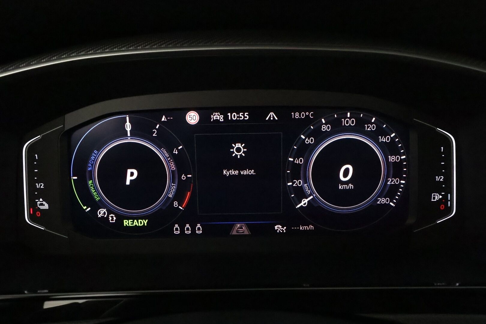Volkswagen Arteon 2021 Shooting Brake R-Line eHybrid 160 kW DSG-autom. **1.om Suomi-auto / Webasto / Matrix-LED / Adapt.Vakkari / HUD** - 3,99 % KORKOTARJOUS TÄHÄN AUTOON - P. tutkat / Navi / Kaistavahti / KeylessGO / 2x Renkaat