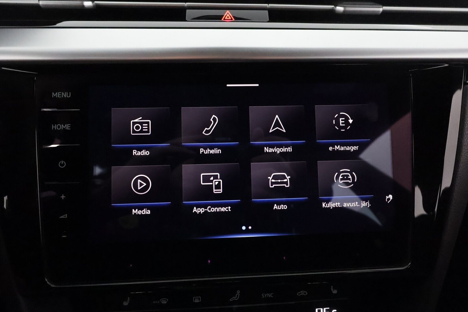 Volkswagen Arteon 2021 Shooting Brake R-Line eHybrid 160 kW DSG-autom. **1.om Suomi-auto / Webasto / Matrix-LED / Adapt.Vakkari / HUD** - 3,99 % KORKOTARJOUS TÄHÄN AUTOON - P. tutkat / Navi / Kaistavahti / KeylessGO / 2x Renkaat