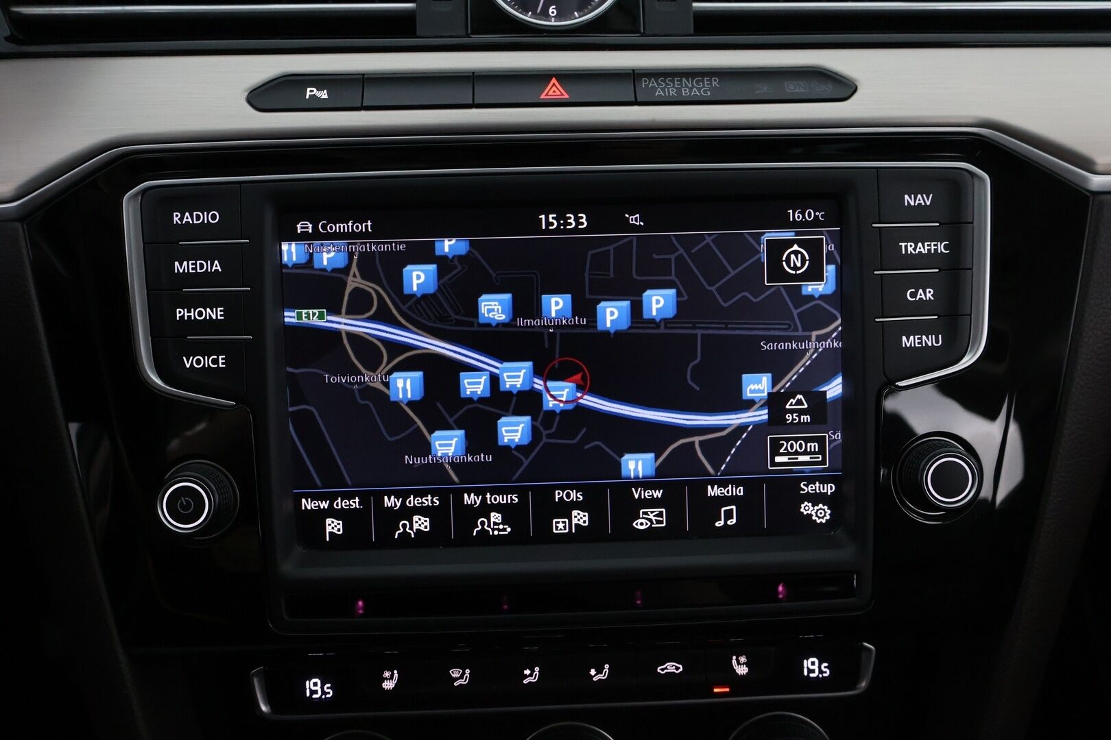 Volkswagen Passat 2015 Variant Highline 2,0 TDI Biturbo 176 kW (240 hv) BMT 4MOTION DSG-aut - Webasto / Adapt.vakkari / Ilmastoidut  ruskeat nahat / Hierova penkki / Digimittaristo / Adapt.LED / Vetokoukku / Siisti yksilö!