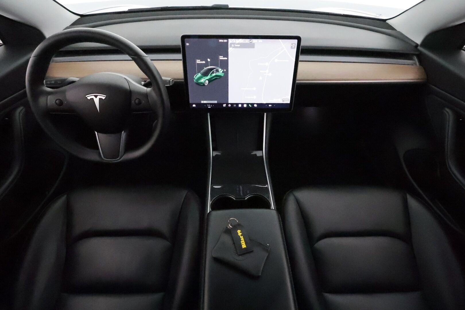 Tesla Model 3 2020 Long Range Dual Motor *Koukku / Lasikatto / ACC / LED / P.kamera / Muistipenkki / Navi / Kaistavahti / Premium Audio* - 2x Latauskaapelit / Kahdet Renkaat / Akku kuntotarkastettu SoH 92,1%