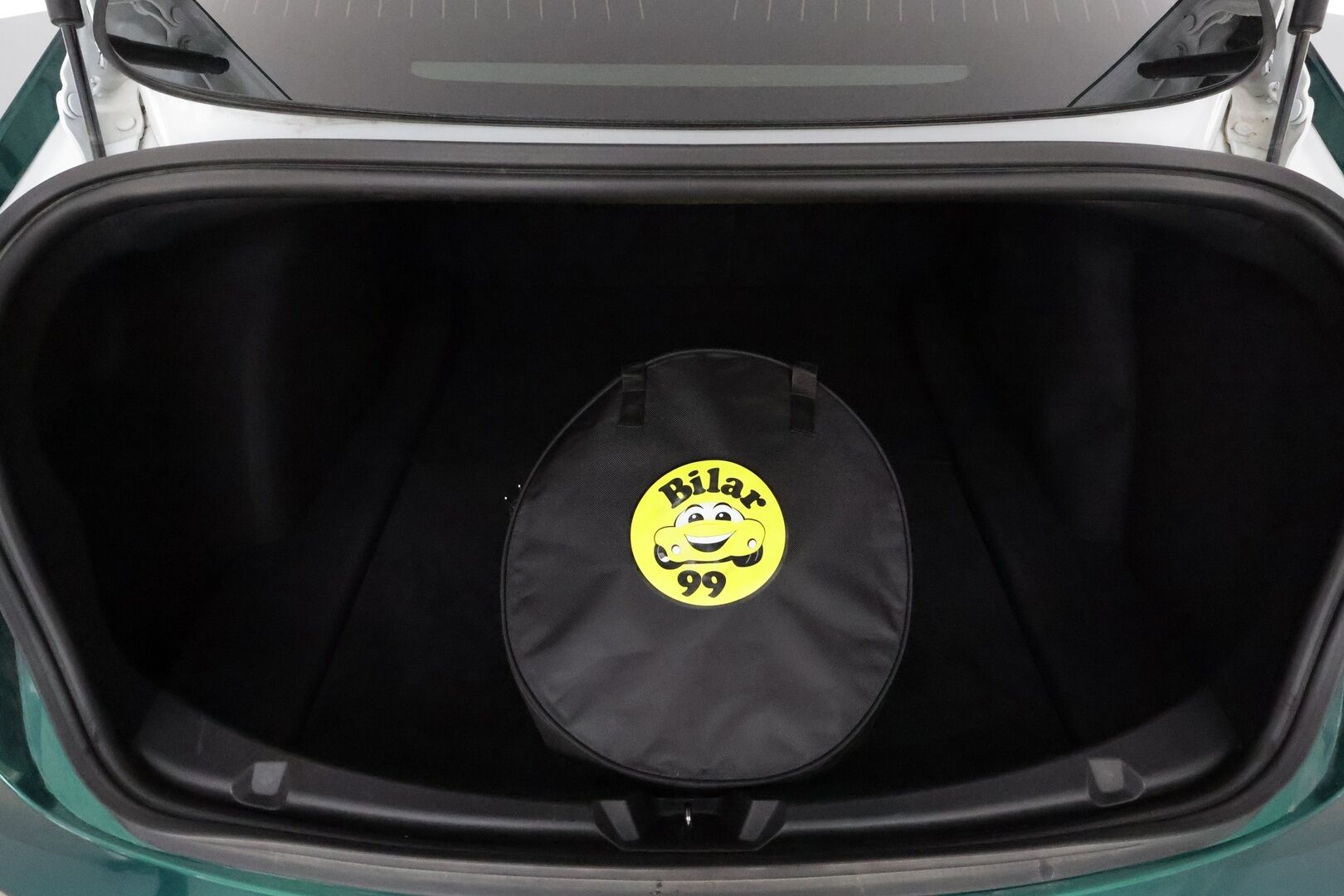 Tesla Model 3 2020 Long Range Dual Motor *Koukku / Lasikatto / ACC / LED / P.kamera / Muistipenkki / Navi / Kaistavahti / Premium Audio* - 2x Latauskaapelit / Kahdet Renkaat / Akku kuntotarkastettu SoH 92,1%