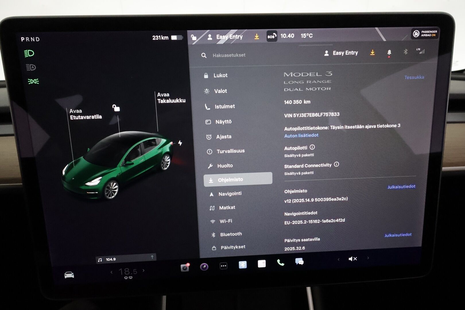 Tesla Model 3 2020 Long Range Dual Motor *Koukku / Lasikatto / ACC / LED / P.kamera / Muistipenkki / Navi / Kaistavahti / Premium Audio* - 2x Latauskaapelit / Kahdet Renkaat / Akku kuntotarkastettu SoH 92,1%
