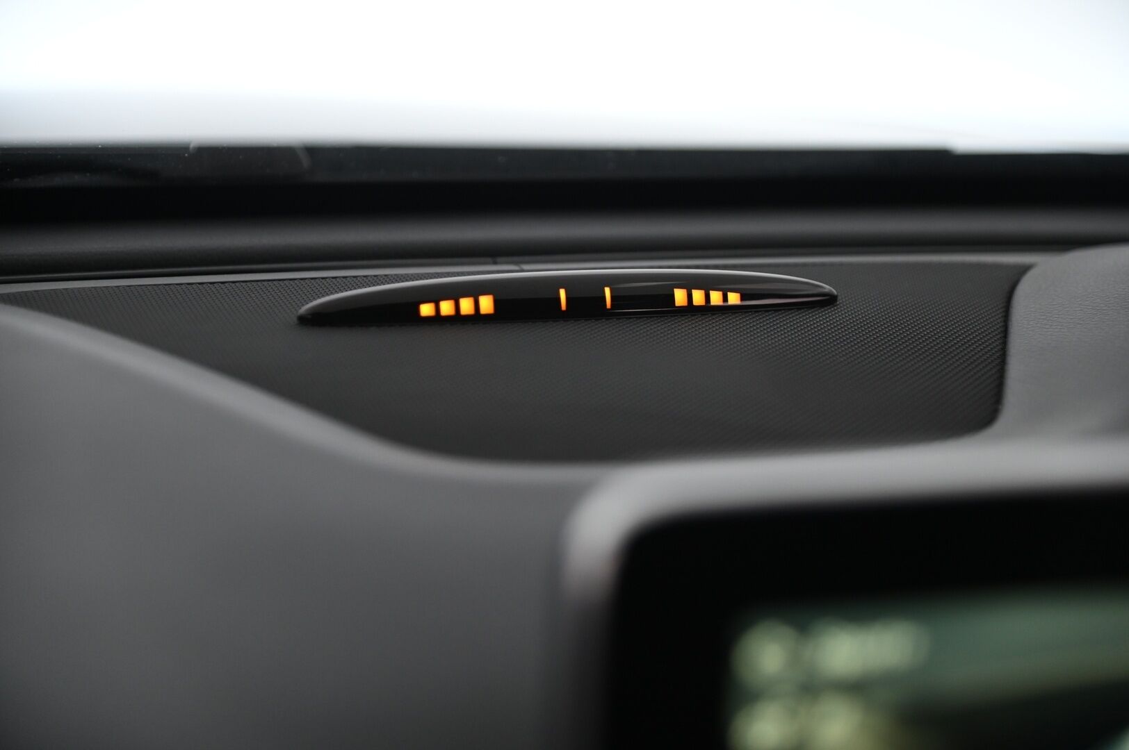 Mercedes-Benz CLA 45 AMG 2016 4Matic A Shooting Brake *Harman Kardon / Nahka Alcantara / Navigointi / Bi-Xenon* - Sportti Penkit / 2x Avain / 2x Renkaat / P-tutkat 