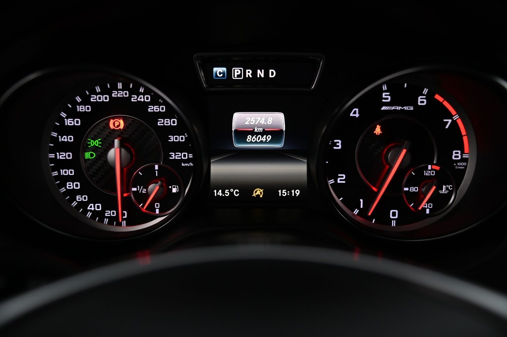 Mercedes-Benz CLA 45 AMG 2016 4Matic A Shooting Brake *Harman Kardon / Nahka Alcantara / Navigointi / Bi-Xenon* - Sportti Penkit / 2x Avain / 2x Renkaat / P-tutkat 