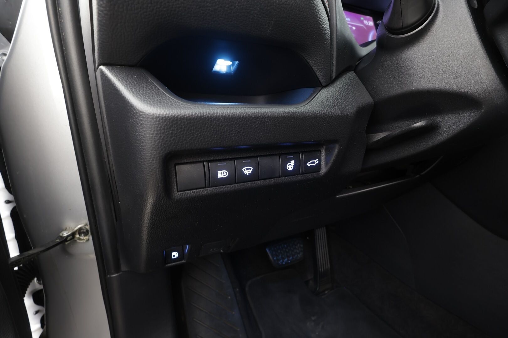 Suzuki Across 2021 2,5 PLUG-IN HYBRID 4WD GLX CVT-aut - | ACC | Koukku | Kaistavahti | LED | P.Kamera | Puolinahat | Katvevaroitin | Ratinlämmitin | Sähköluukku | Keyless | Apple&Android | Suomi-auto | Kahdet renkaat aluvanteilla | 