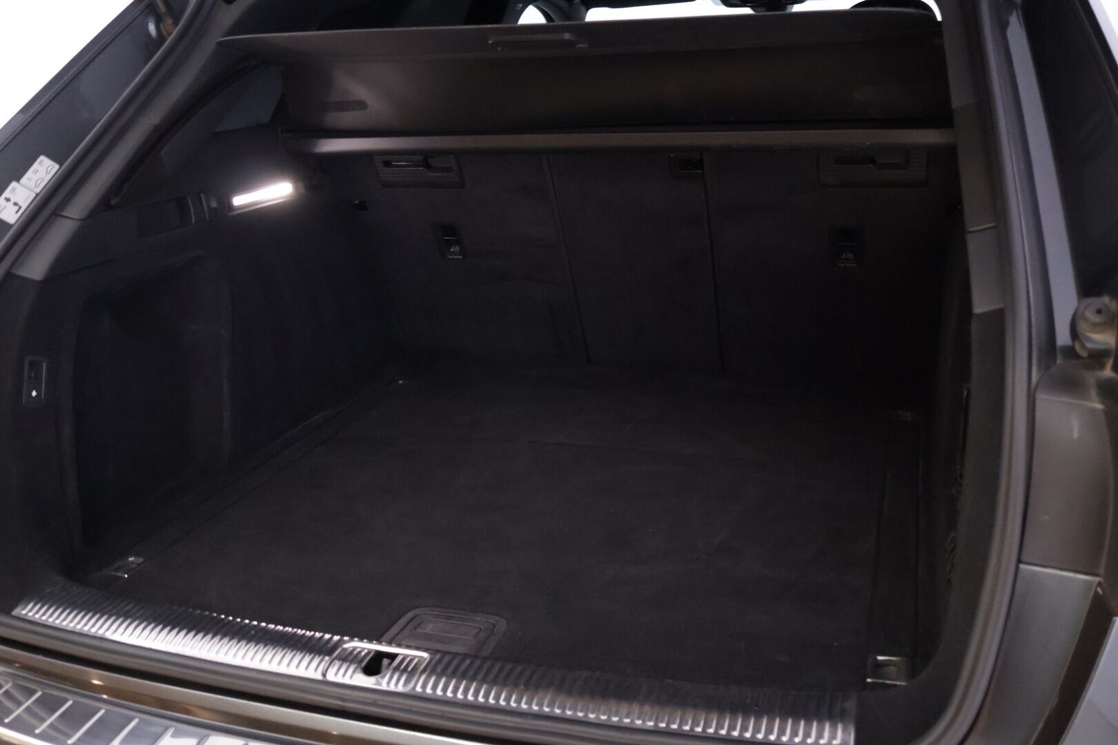 Audi A4 2020 Avant Business S line Comfort Edition 40 TFSI 140 kW MHEV *Webasto / Koukku / Matrix-LED / Digimittaristo / P.Kamera* - Hyvä huoltohistoria / Siisti kuntoinen yksilö! 