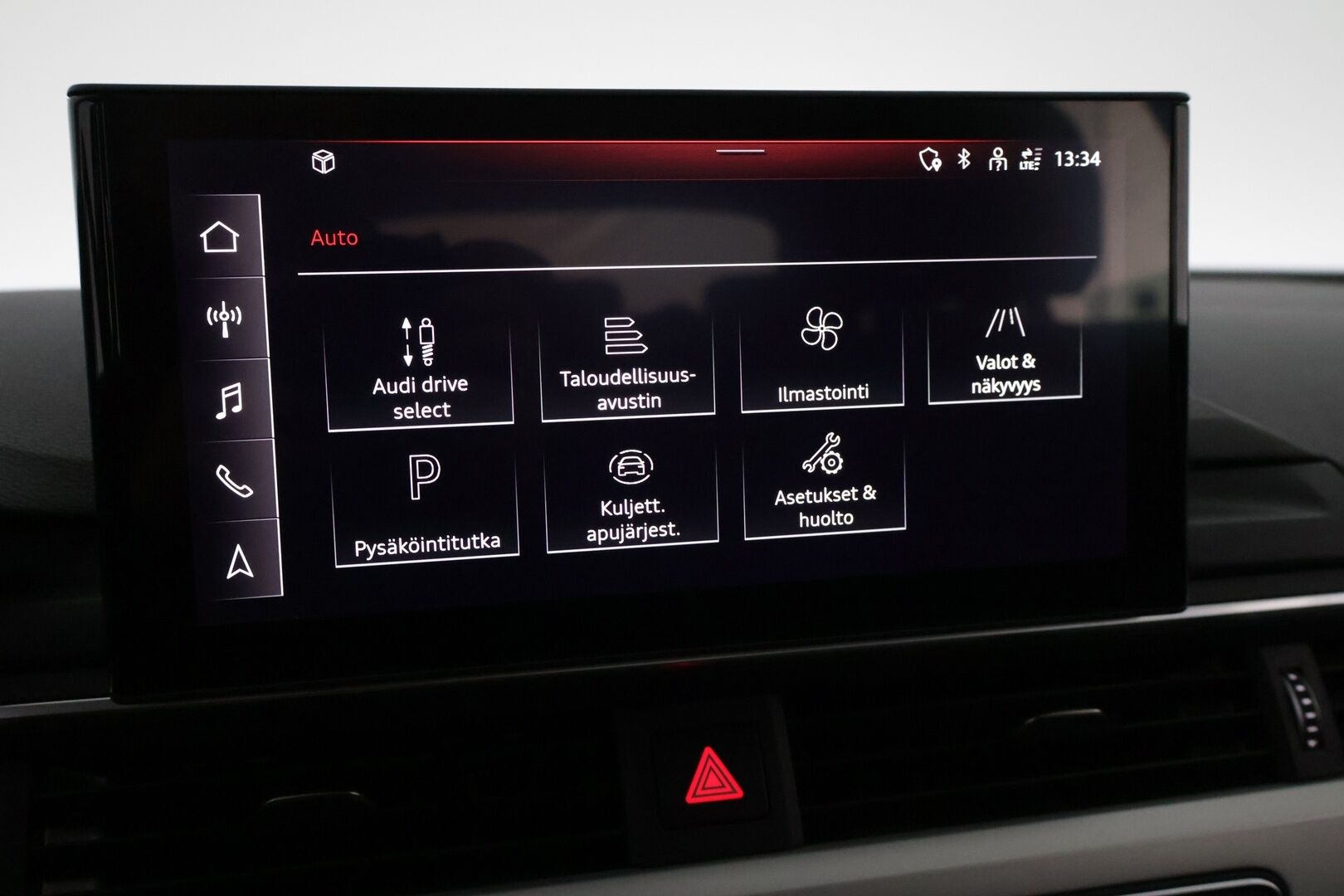 Audi A4 Allroad 2020 Business Comfort Edition 40 TDI 140 kW quattro S tronic - Webasto | Suomi-auto | Ambient | Matrix-LED | Digimittaristo | Sporttipenkit | Koukku