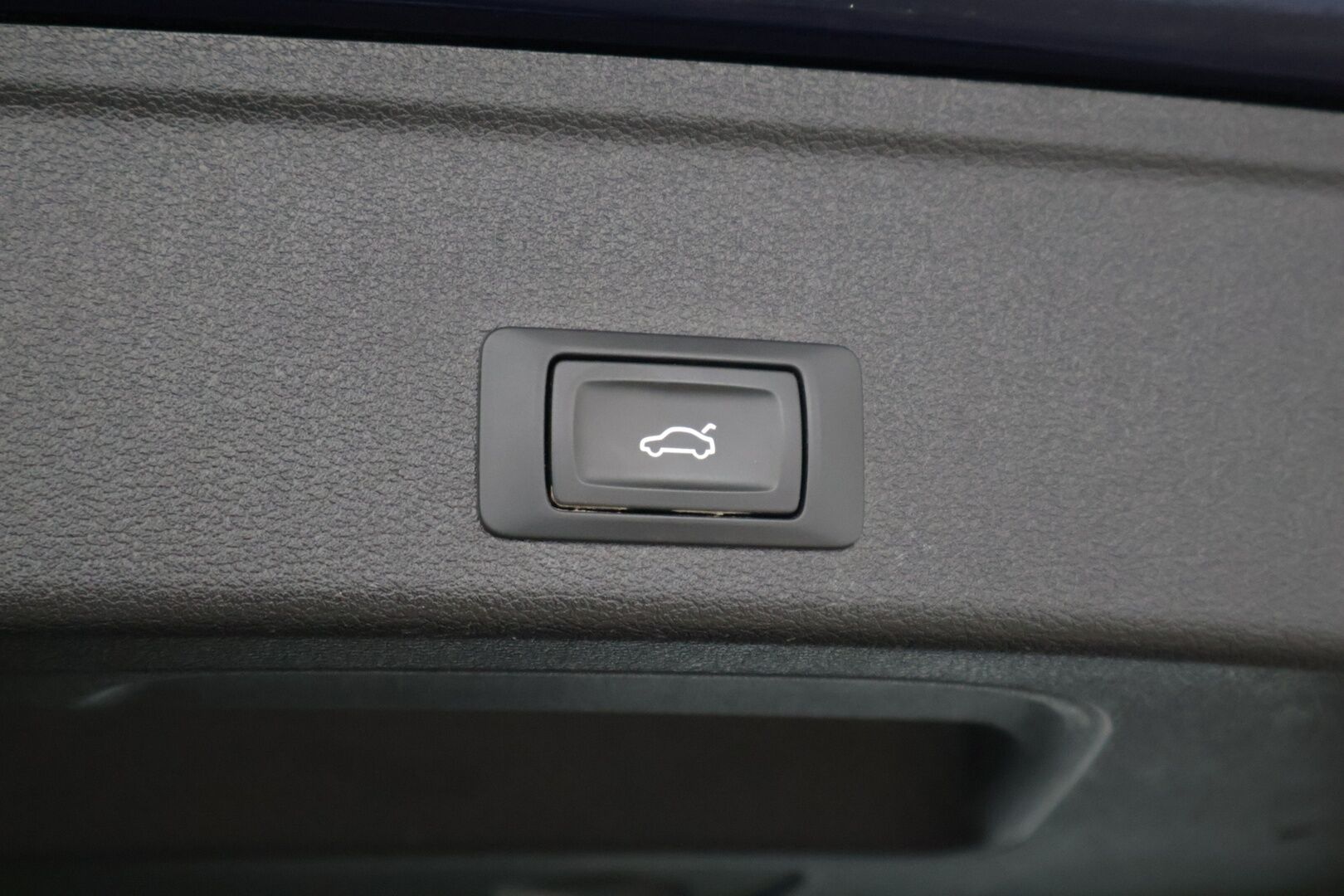 Audi A4 Allroad 2020 Business Comfort Edition 40 TDI 140 kW quattro S tronic - Webasto | Suomi-auto | Ambient | Matrix-LED | Digimittaristo | Sporttipenkit | Koukku