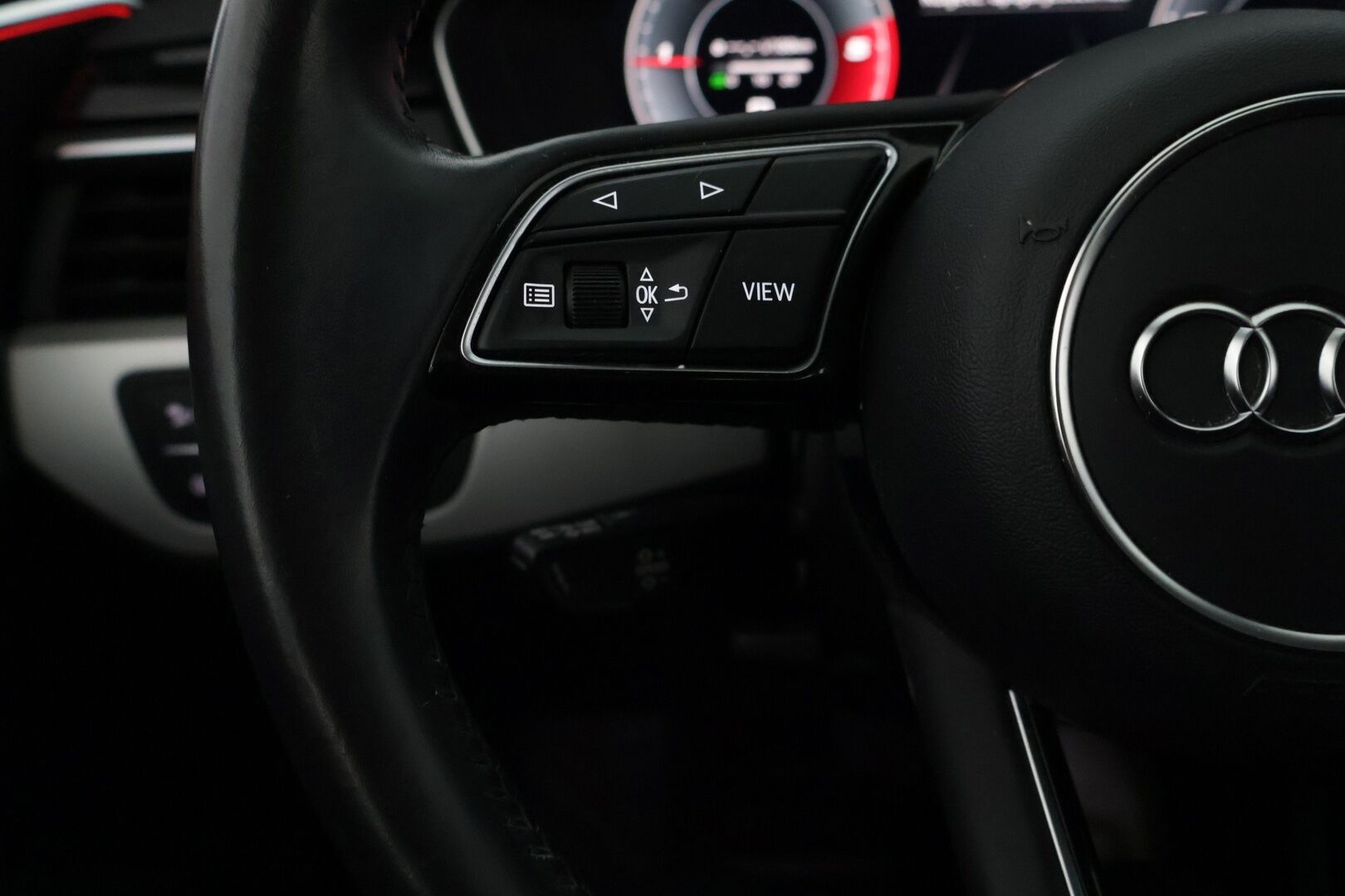 Audi A4 Allroad 2020 Business Comfort Edition 40 TDI 140 kW quattro S tronic - Webasto | Suomi-auto | Ambient | Matrix-LED | Digimittaristo | Sporttipenkit | Koukku