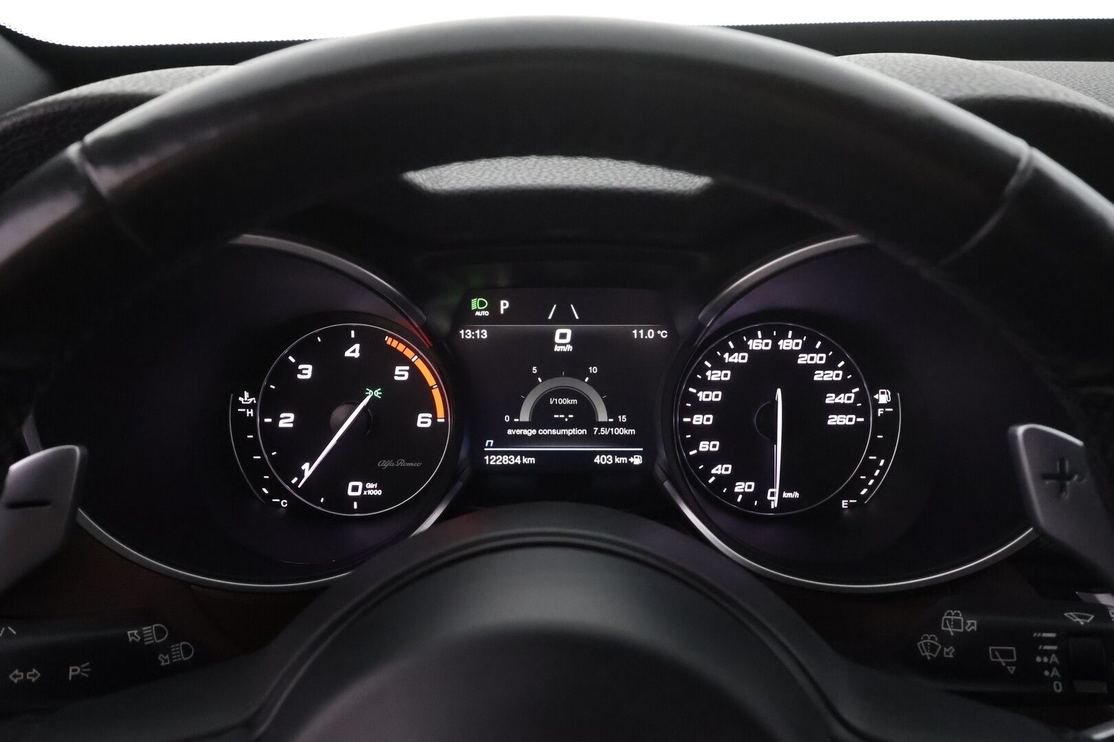 Alfa Romeo Stelvio 2022 2,2 Diesel 210hp AT8 AWD Veloce * ACC / P.kamera / Ruskeat sporttinahat / Muistipenkki / Lohko+Sisä / KeylessGo / Sähköluukku * - 1.Om Suomi-auto / Kahdet renkaat aluvanteilla