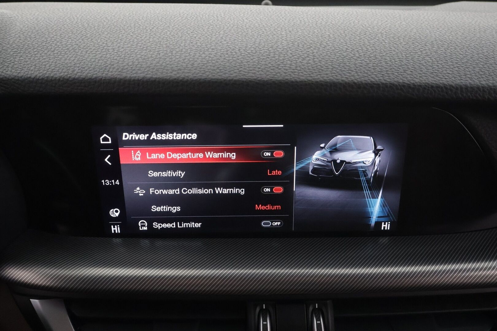 Alfa Romeo Stelvio 2022 2,2 Diesel 210hp AT8 AWD Veloce * ACC / P.kamera / Ruskeat sporttinahat / Muistipenkki / Lohko+Sisä / KeylessGo / Sähköluukku * - 1.Om Suomi-auto / Kahdet renkaat aluvanteilla