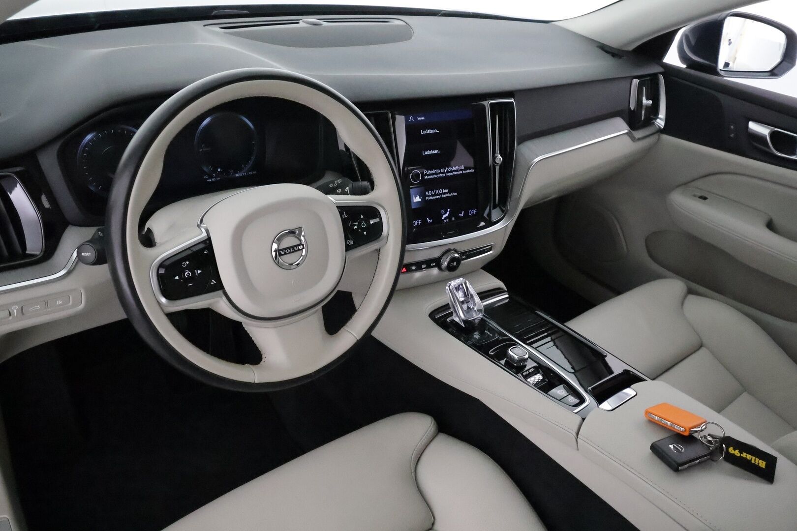 Volvo V60 2021 T6 TwE AWD Business Inscription aut *ACC / P.kamera / Full LED / Muistipenkki / Koukku / BLIS / Webasto / Vaaleat nahat* - Suomi-auto / Kahdet renkaat aluvanteilla / Merkkihuollettu