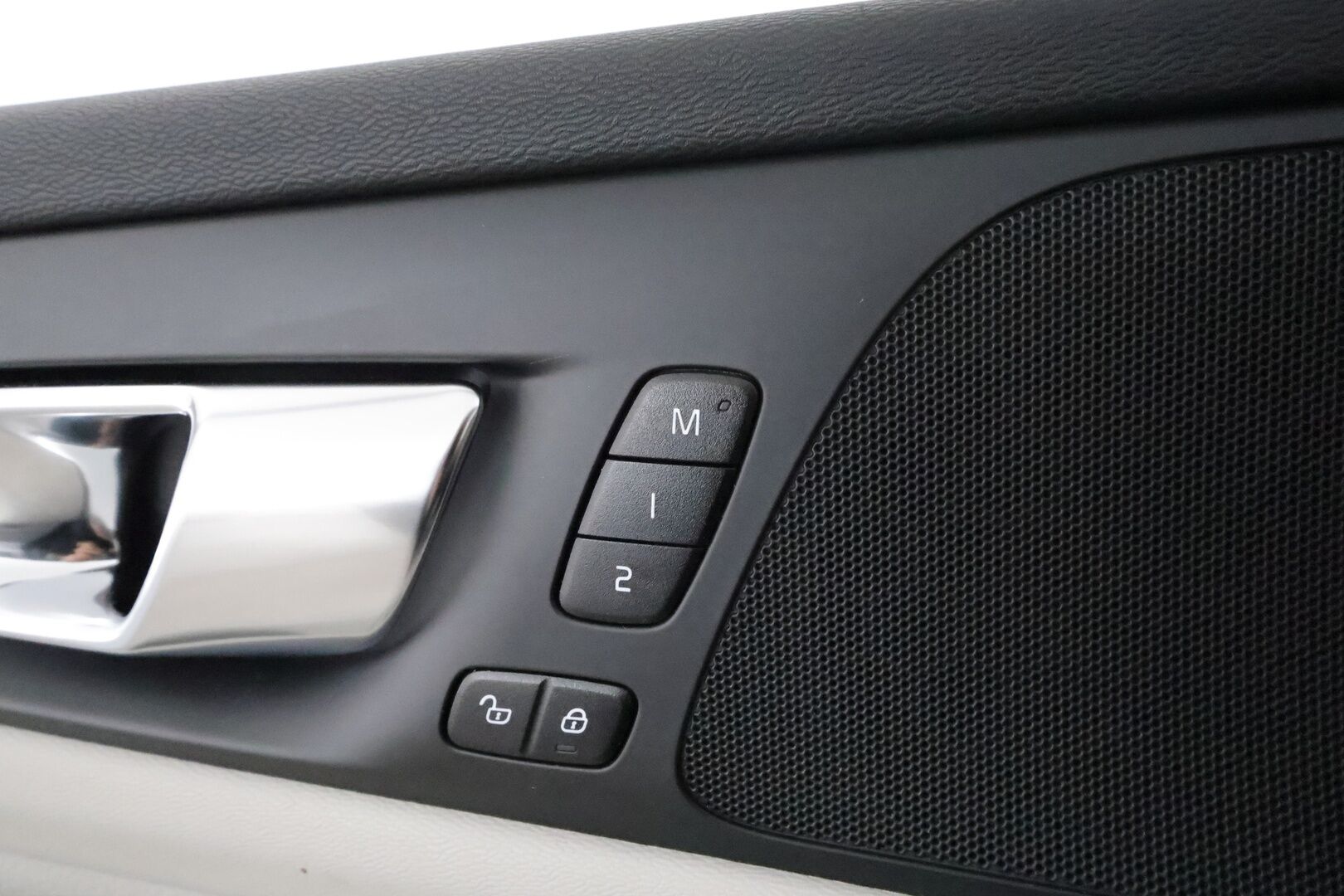 Volvo V60 2021 T6 TwE AWD Business Inscription aut *ACC / P.kamera / Full LED / Muistipenkki / Koukku / BLIS / Webasto / Vaaleat nahat* - Suomi-auto / Kahdet renkaat aluvanteilla / Merkkihuollettu