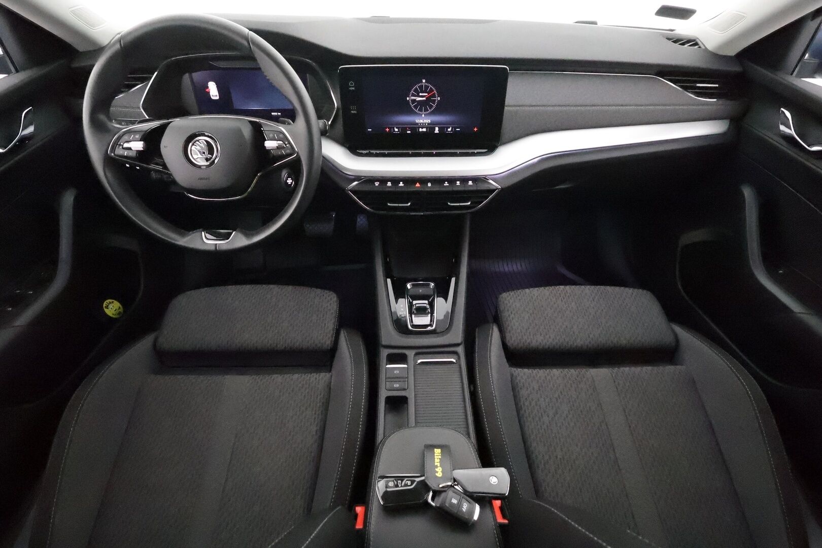 Skoda Octavia 2021 Combi 1,4 TSI PHEV Style iV DSG **Adapt. vakkari / Webasto / Hierovat penkit / Matrix LED / P.kamera / Koukku** - 1-om Suomi auto / Akku kuntotarkastettu