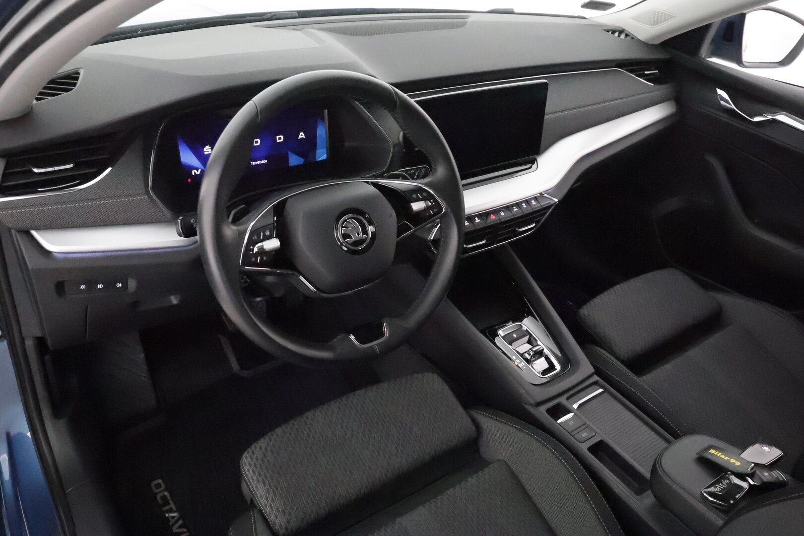 Skoda Octavia 2021 Combi 1,4 TSI PHEV Style iV DSG **Adapt. vakkari / Webasto / Hierovat penkit / Matrix LED / P.kamera / Koukku** - 1-om Suomi auto / Akku kuntotarkastettu