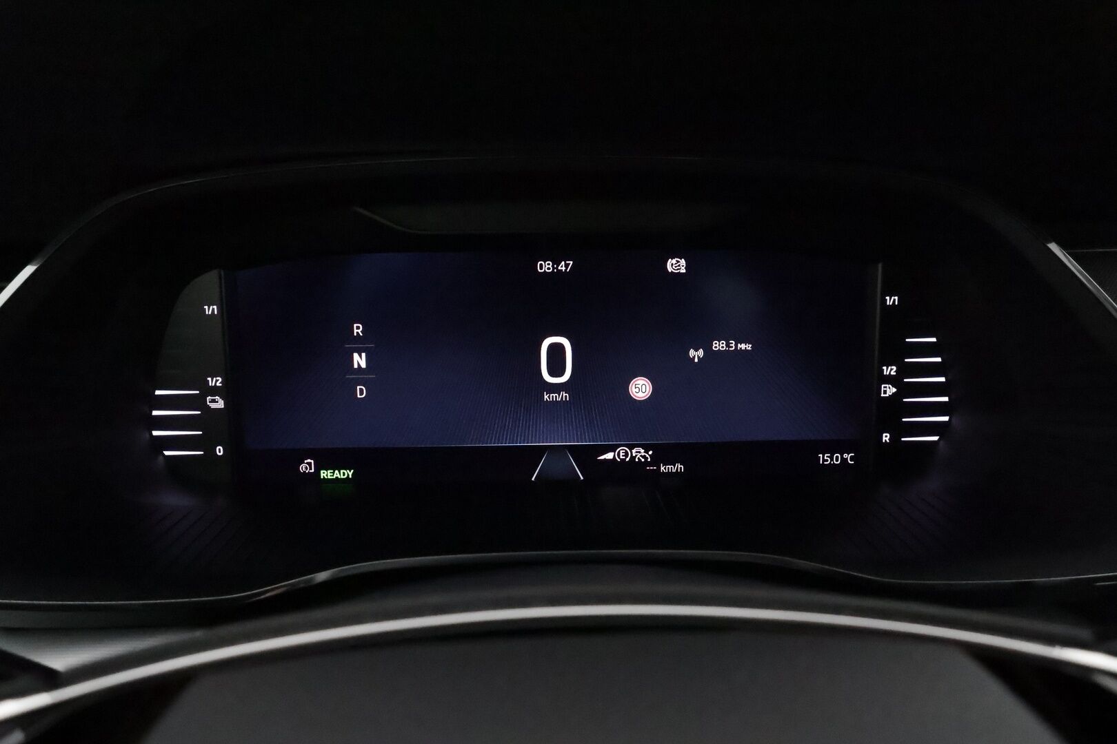 Skoda Octavia 2021 Combi 1,4 TSI PHEV Style iV DSG **Adapt. vakkari / Webasto / Hierovat penkit / Matrix LED / P.kamera / Koukku** - 1-om Suomi auto / Akku kuntotarkastettu
