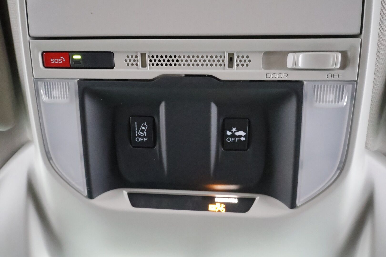 Subaru Forester 2021 2.0i e-Boxer Base CVT * ACC / LED / Koukku / P.Kamera / Sisätilanlämmitin / Kaistavahti * - 1-om Suomi-auto / Kahdet renkaat 