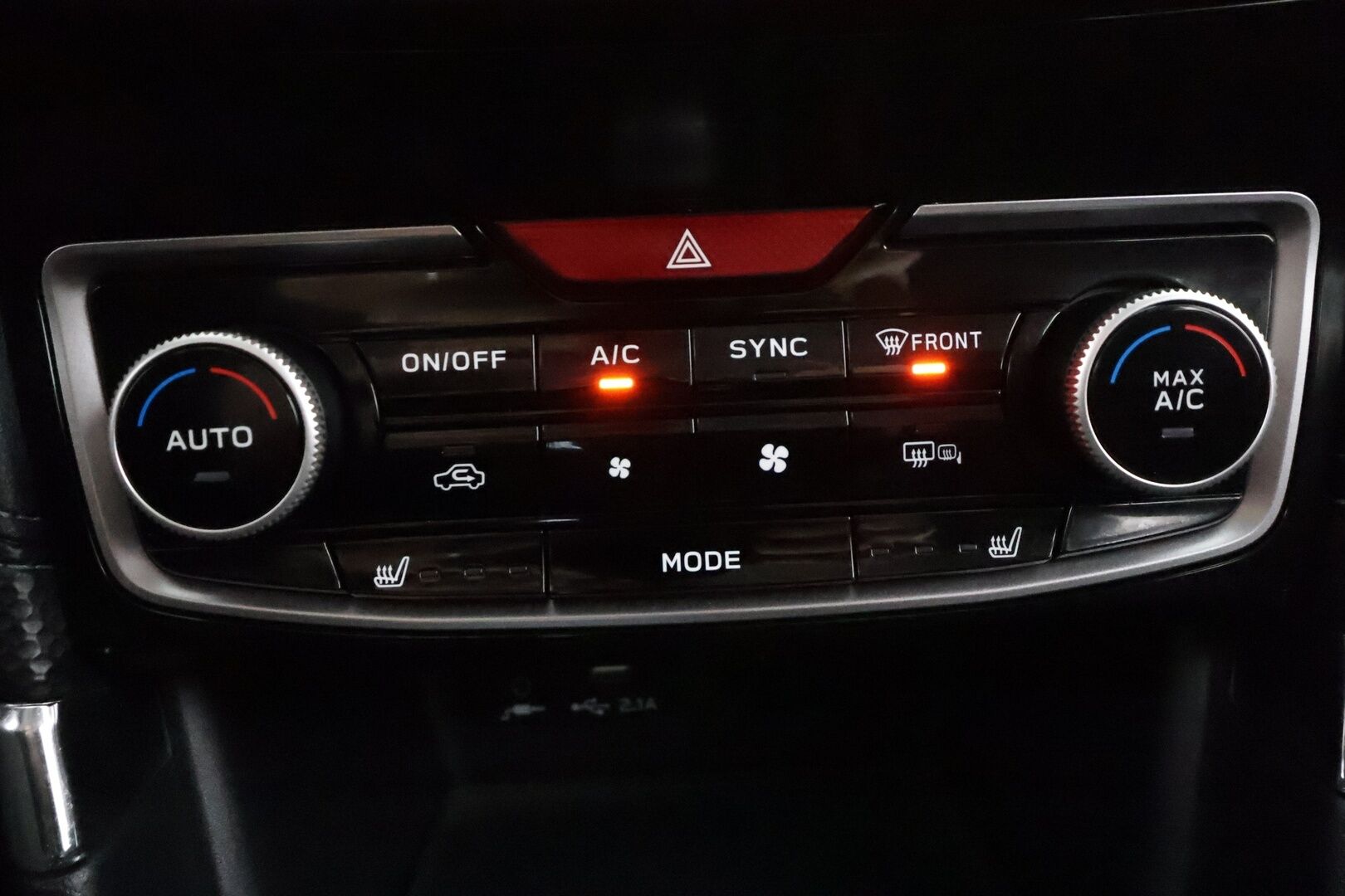 Subaru Forester 2021 2.0i e-Boxer Base CVT * ACC / LED / Koukku / P.Kamera / Sisätilanlämmitin / Kaistavahti * - 1-om Suomi-auto / Kahdet renkaat 