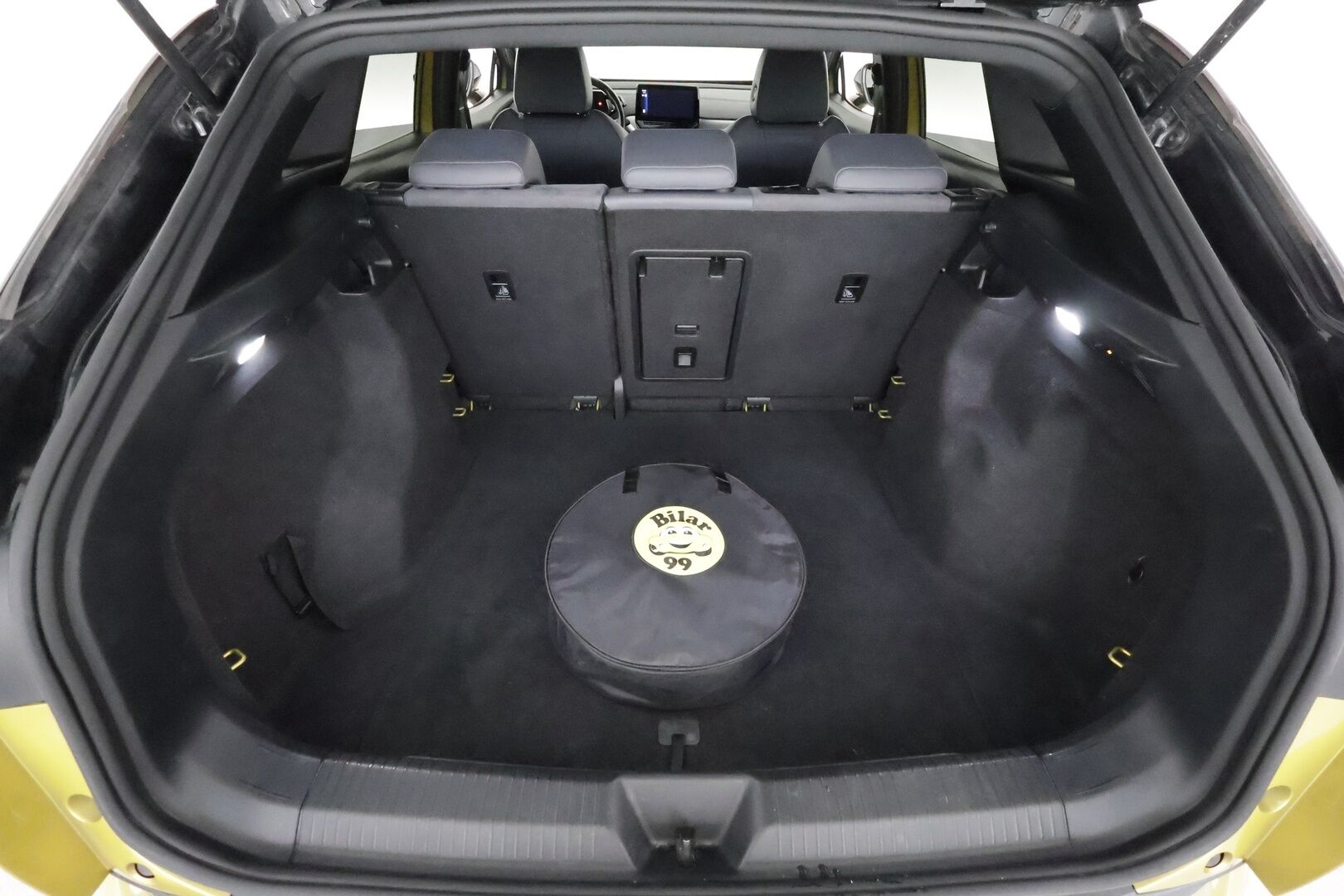 Volkswagen ID.4 2021 Pro Performance 1ST 150kW  *ACC/ Koukku / Lämpöpumppu / P.kamera / Apple&Android* - Katso mihin hintaan! / 1.Om Suomi-auto / Lämpöpumppu / Adapt.vakkari / P.kamera / Vetokoukku