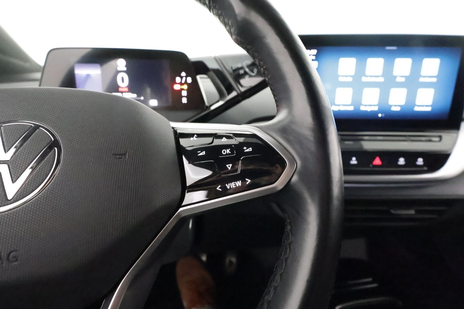 Volkswagen ID.4 2021 Pro Performance 1ST 150kW  *ACC/ Koukku / Lämpöpumppu / P.kamera / Apple&Android* - Katso mihin hintaan! / 1.Om Suomi-auto / Lämpöpumppu / Adapt.vakkari / P.kamera / Vetokoukku