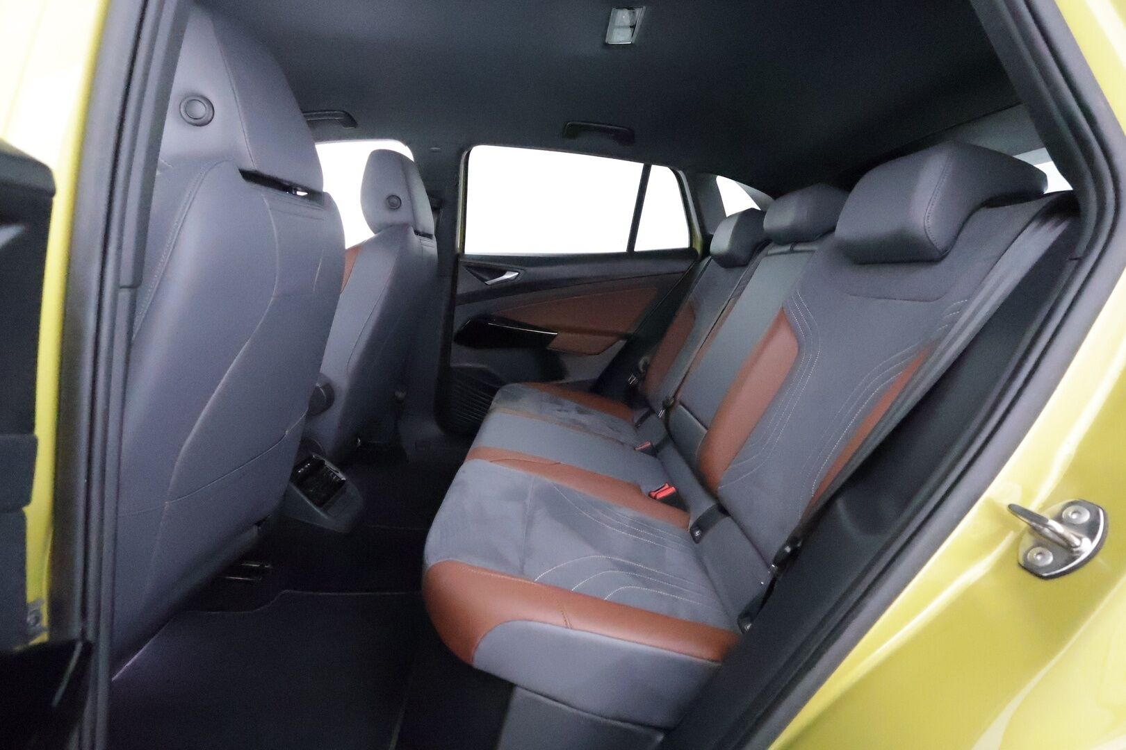 Volkswagen ID.4 2021 Pro Performance 1ST 150kW  *ACC/ Koukku / Lämpöpumppu / P.kamera / Apple&Android* - Katso mihin hintaan! / 1.Om Suomi-auto / Lämpöpumppu / Adapt.vakkari / P.kamera / Vetokoukku