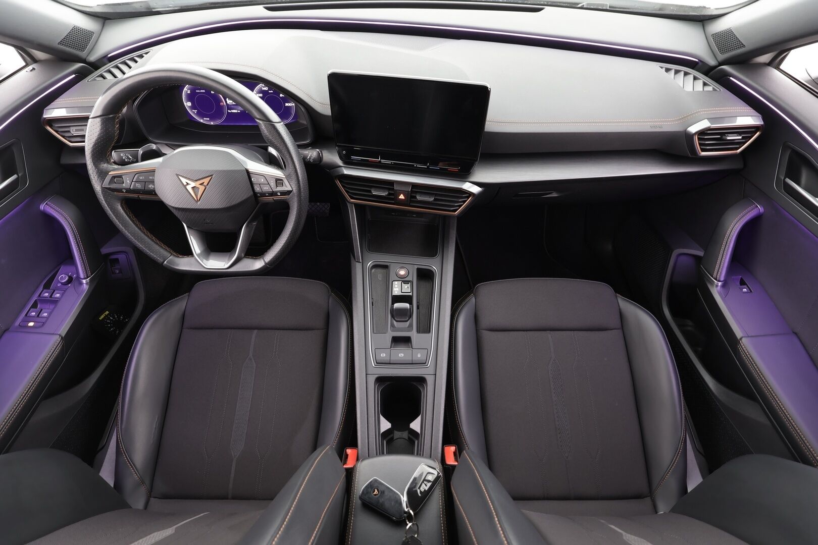 Cupra Formentor 2021 1.4 PHEV 150 kW e-HYBRID DSG * ACC / Koukku / P.Kamera / Keyless / Apple&Android * - Suomi-auto / Merkkihuollettu - HULLUT AVAJAISHULINAT KORKOTARJOUS 3,29 %