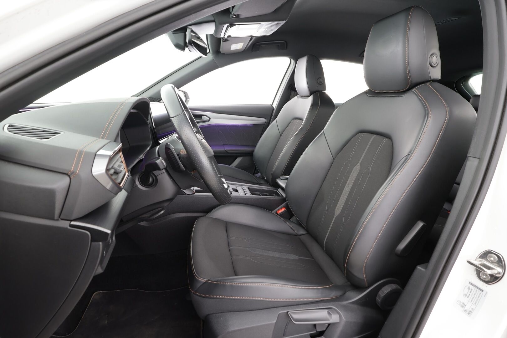 Cupra Formentor 2021 1.4 PHEV 150 kW e-HYBRID DSG * ACC / Koukku / P.Kamera / Keyless / Apple&Android * - Suomi-auto / Merkkihuollettu - HULLUT AVAJAISHULINAT KORKOTARJOUS 3,29 %