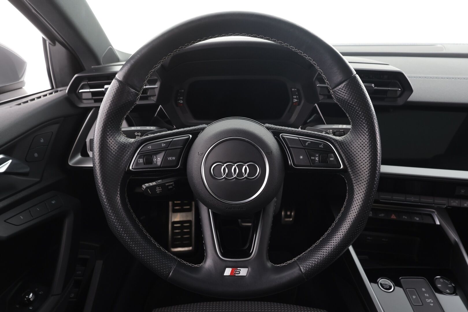 Audi A3 2021 Sportback Business S line 40 TFSI e 150kW S tronic * ACC / Muistipenkki / Panorama / P-Kamera / Nardo Grey / KeylessGo * - 1.Om Suomi-auto / Akku kuntotarkastettu / Kahdet renkaat aluvanteilla / Hyvät varusteet - HULLUT AVAJAISHULINAT KORKOTARJOUS 3,29 %