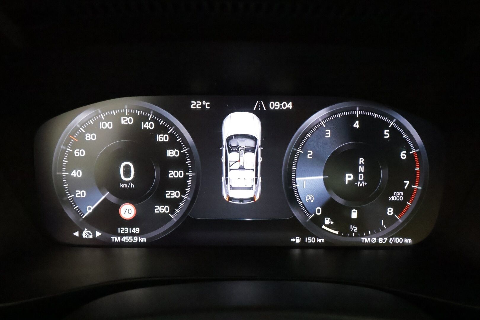 Volvo XC40 2021 B4 AWD MHEV Business aut - 3,99 % KORKOTARJOUS TÄHÄN AUTOON - 1OM Suomiauto / Webasto / Adapt.Vakkari / Vetokoukku / Peruutuskamera / Ratinlämmitys / Apple&Android / Hyvät varusteet!