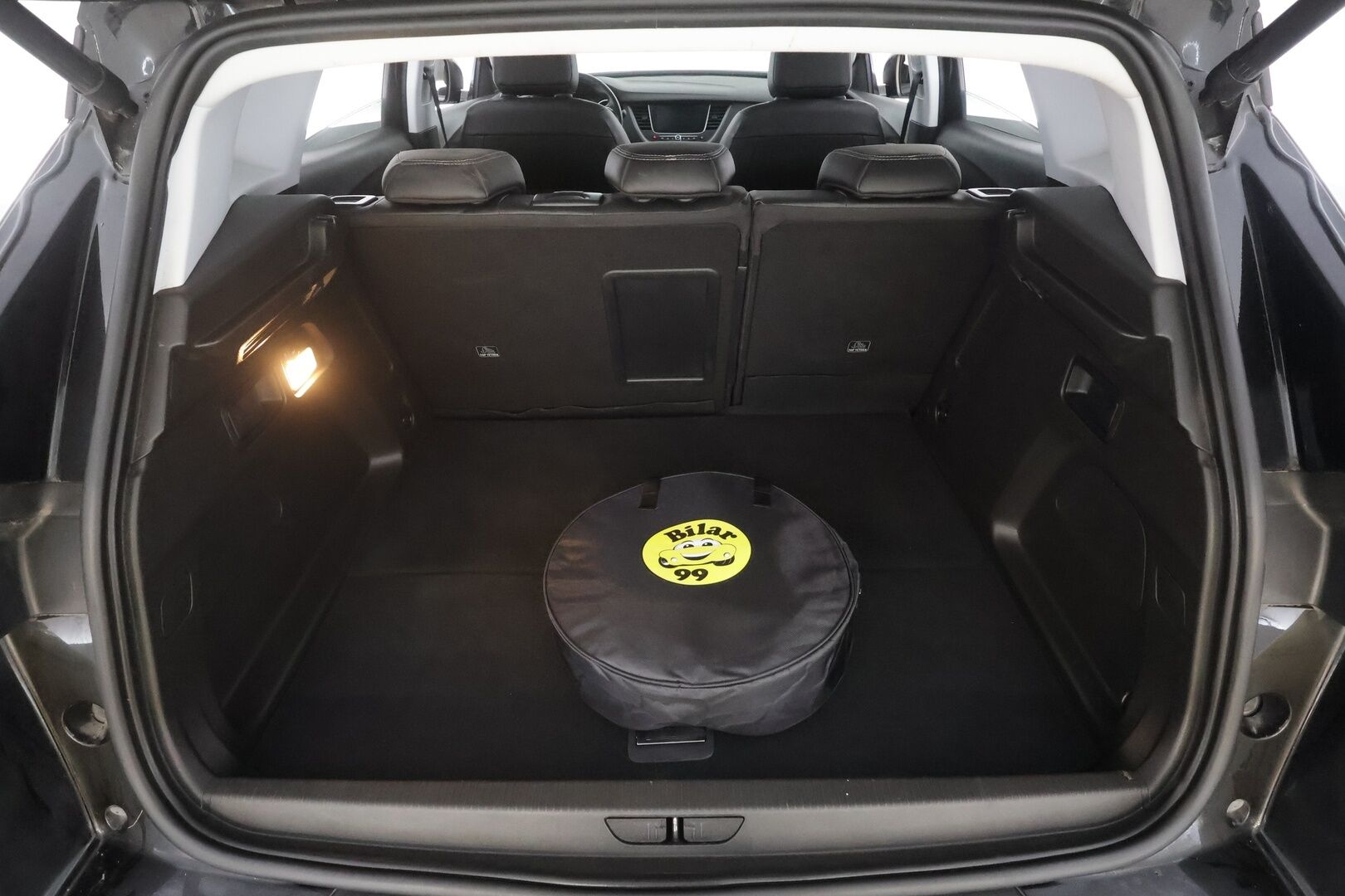 Opel Grandland X 2021 Innovation Plus 225 PHEV FWD A8 - | LED | Puolinahat | BSM | P.kamera | Navi | Apple & Android | Kaistavahti | Vakkari | Keyless | 2x renkaat aluin | Merkkihuollot | 