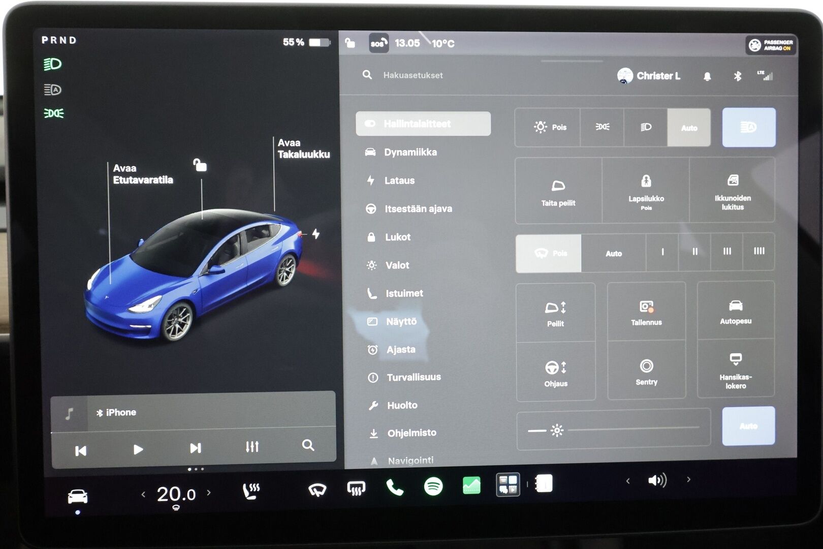 Tesla Model 3 2021 Long Range * Lasikatto / ILP / Premium Audio / Self-Driving / Matrix LED / P.Kamera / Nahat / Acceleration Boost * - 1.Om Suomi-auto / Kahdet renkaat aluvanteilla