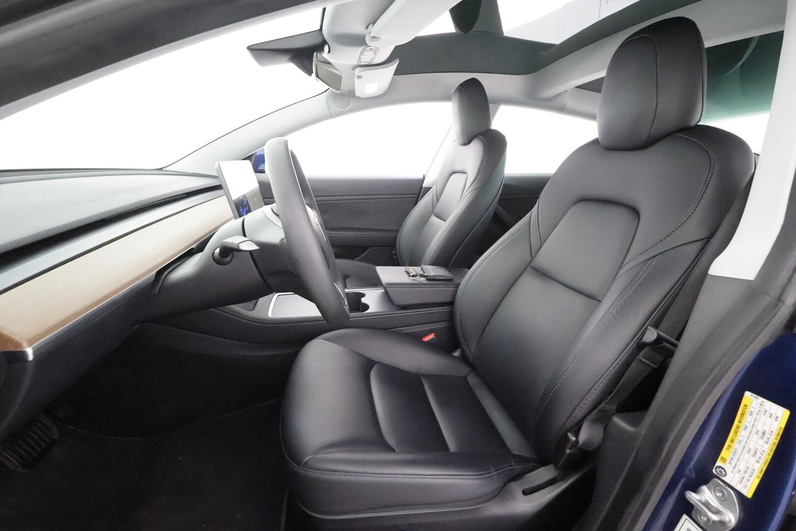 Tesla Model 3 2021 Long Range * Lasikatto / ILP / Premium Audio / Self-Driving / Matrix LED / P.Kamera / Nahat / Acceleration Boost * - 1.Om Suomi-auto / Kahdet renkaat aluvanteilla