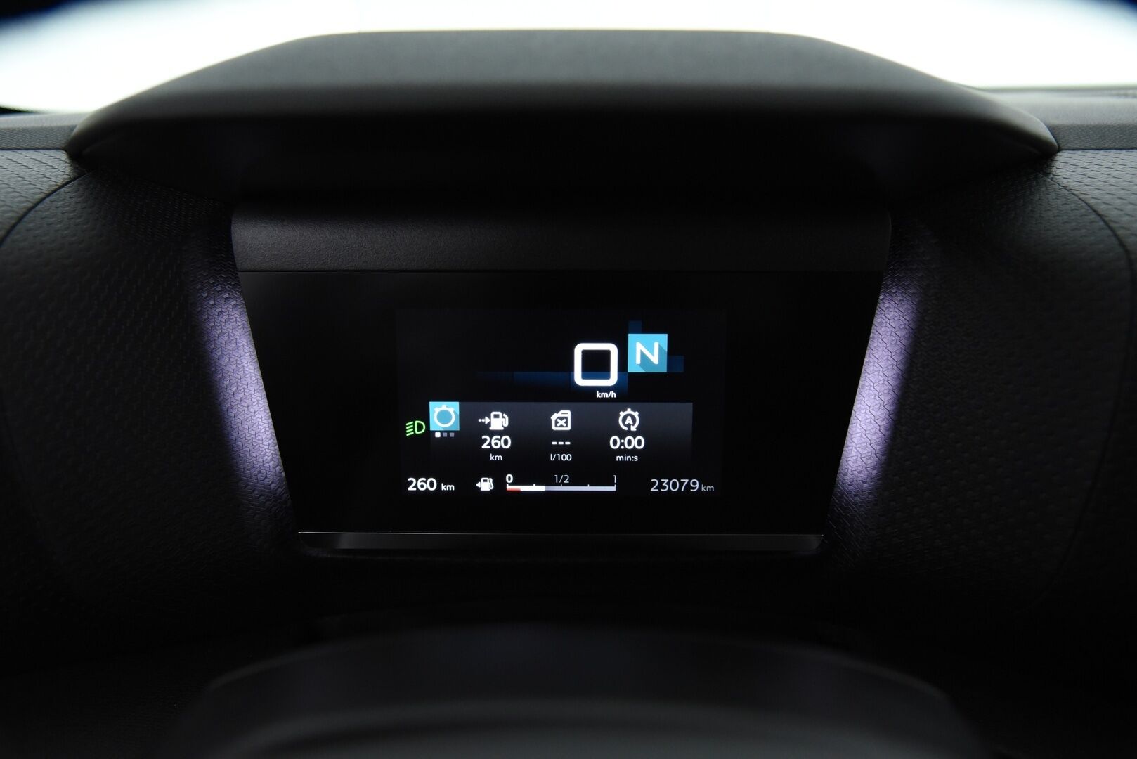 Citroen C4 2021 PureTech 130 Feel Pack / LED / Vakkari / HUD / P.kamera /  Apple & Android - Siisti Suomi-auto merkkiliikkeen huoltohistorialla! 