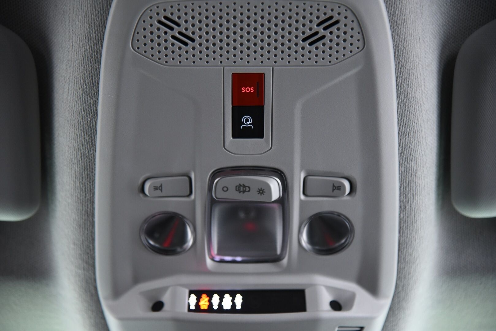 Citroen C4 2021 PureTech 130 Feel Pack / LED / Vakkari / HUD / P.kamera /  Apple & Android - Siisti Suomi-auto merkkiliikkeen huoltohistorialla! 