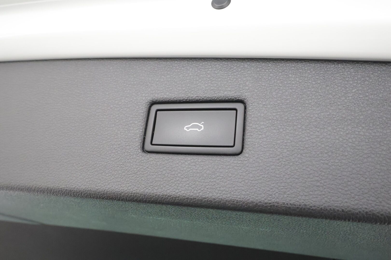 Volkswagen Tiguan 2021 Style eHybrid 180 kW DSG-automaatti - 1-OM Suomi-auto | ACC | Matrix | 360 | Kaistavahti | Digimittaristo | Keyless | 2x Latauskaapelit | Kahdet renkaat