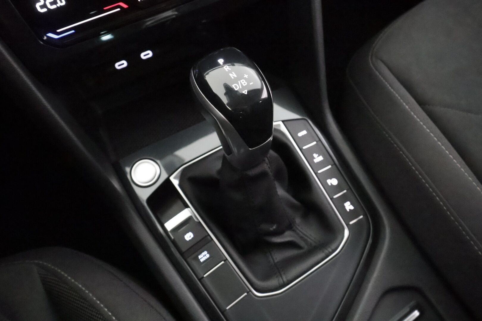 Volkswagen Tiguan 2021 Style eHybrid 180 kW DSG-automaatti - 1-OM Suomi-auto | ACC | Matrix | 360 | Kaistavahti | Digimittaristo | Keyless | 2x Latauskaapelit | Kahdet renkaat