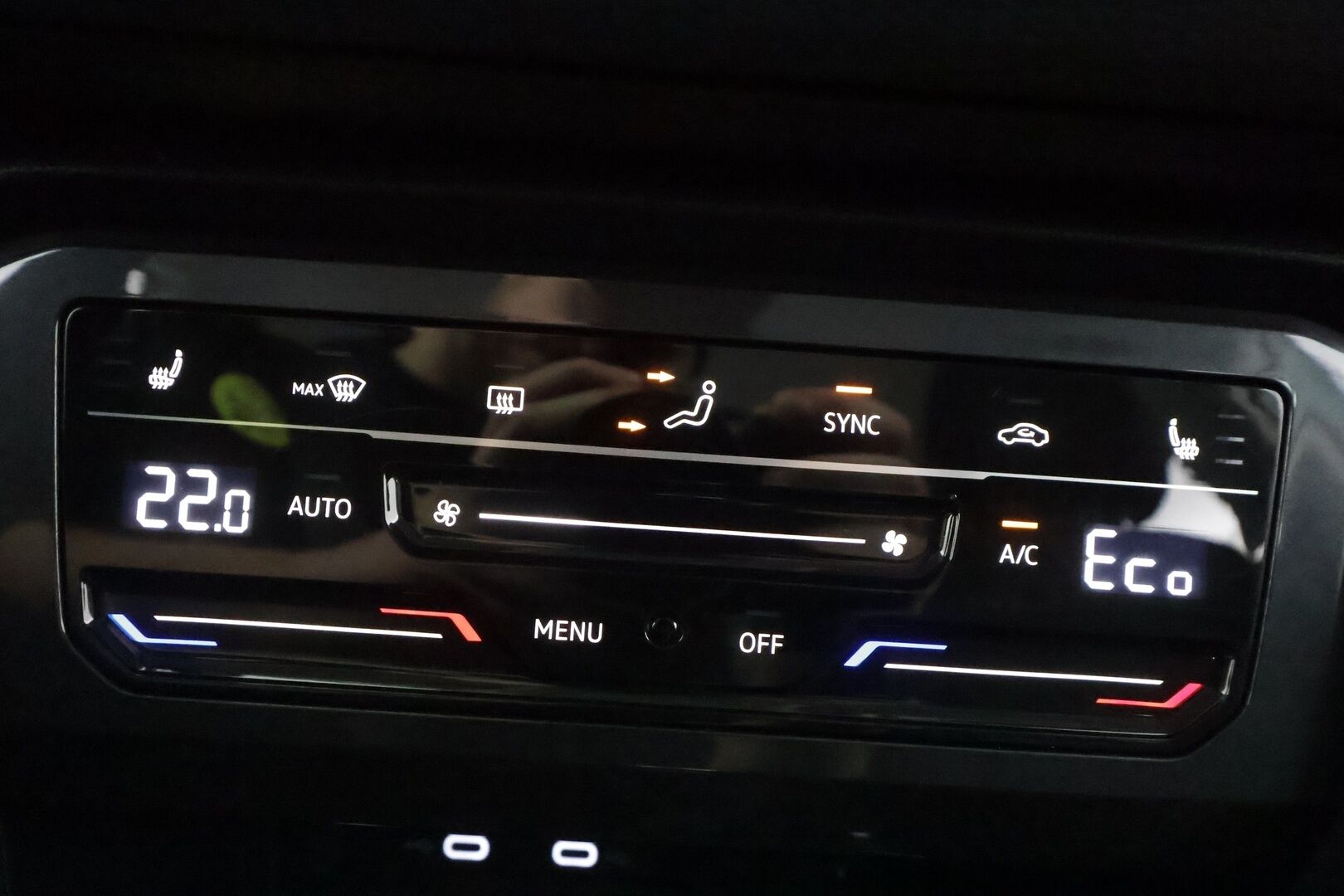 Volkswagen Tiguan 2021 Style eHybrid 180 kW DSG-automaatti - 1-OM Suomi-auto | ACC | Matrix | 360 | Kaistavahti | Digimittaristo | Keyless | 2x Latauskaapelit | Kahdet renkaat