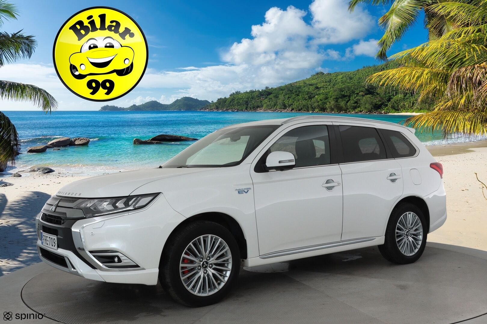 Mitsubishi Outlander PHEV 2019 Business X **Vakkari / 360.kamera / LED / KeylessGo / Timanttinahat / Sähköpenkit / Koukku** - Merkkihuollettu / Kahdet renkaat aluvanteilla